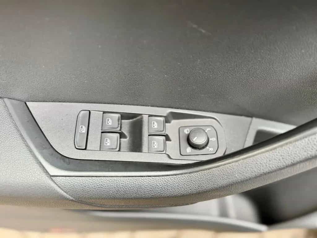 Skoda Karoq Sportline/ Navi/ AHZV/ LED/ 19" 11/2019-photo-14