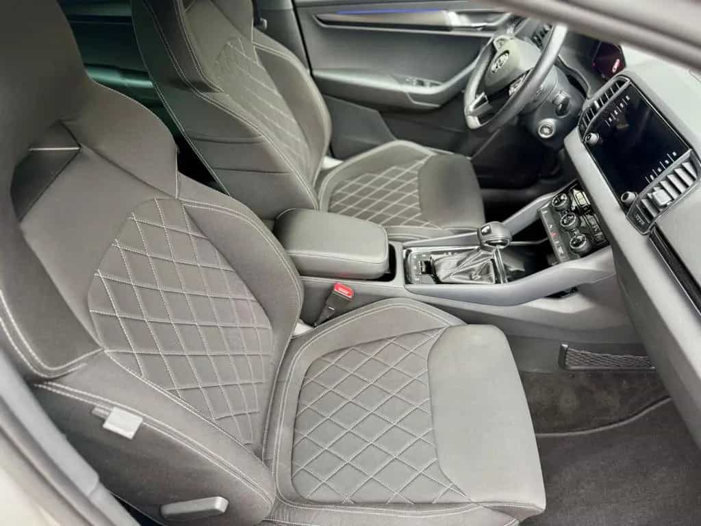 Skoda Karoq Sportline/ Navi/ AHZV/ LED/ 19" 11/2019-photo-9