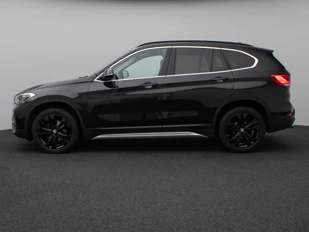 BMW X1 sD18d xLine NaviPlus HUD DAB Lenkrhzg Alarm 04/2022-photo-10