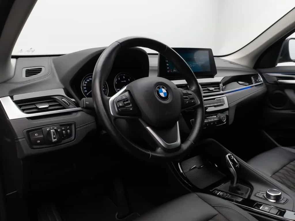 BMW X1 sD18d xLine NaviPlus HUD DAB Lenkrhzg Alarm 04/2022-photo-18