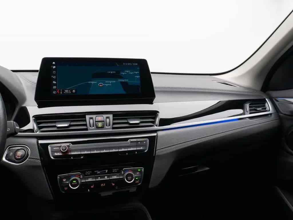 BMW X1 sD18d xLine NaviPlus HUD DAB Lenkrhzg Alarm 04/2022-photo-19