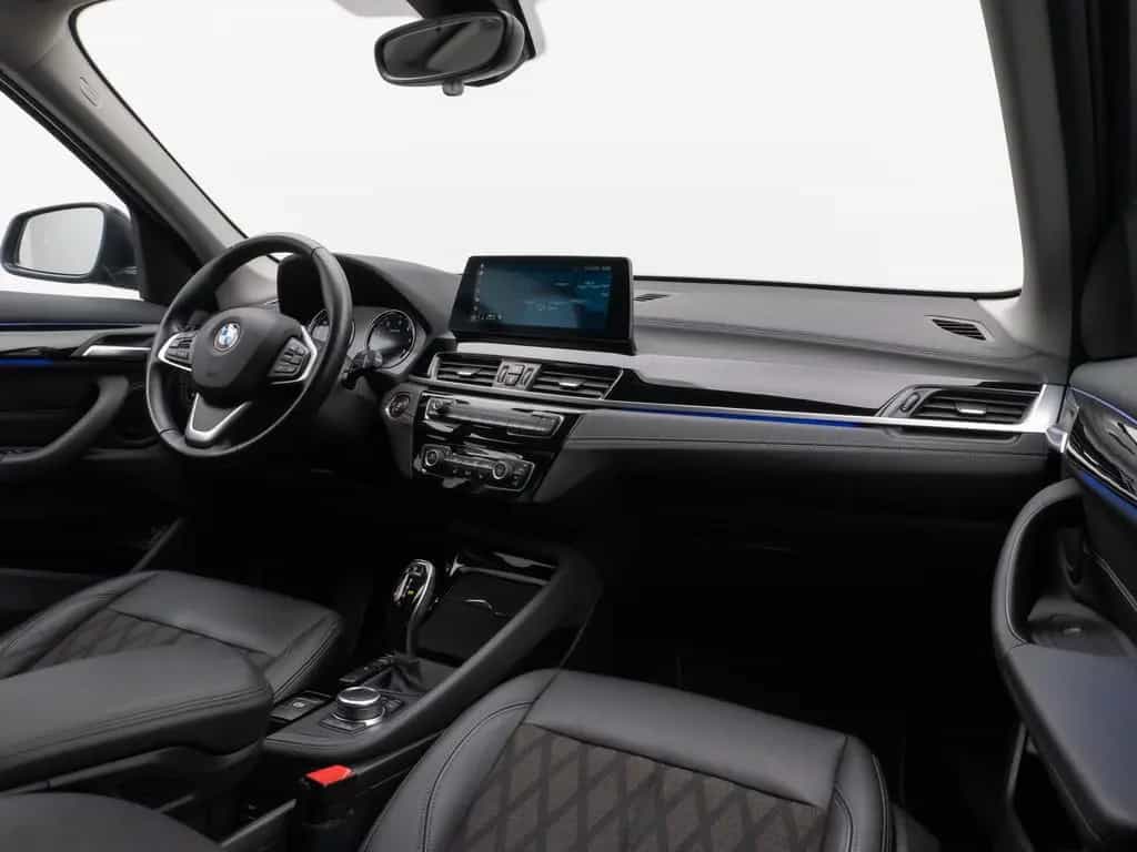 BMW X1 sD18d xLine NaviPlus HUD DAB Lenkrhzg Alarm 04/2022-photo-37