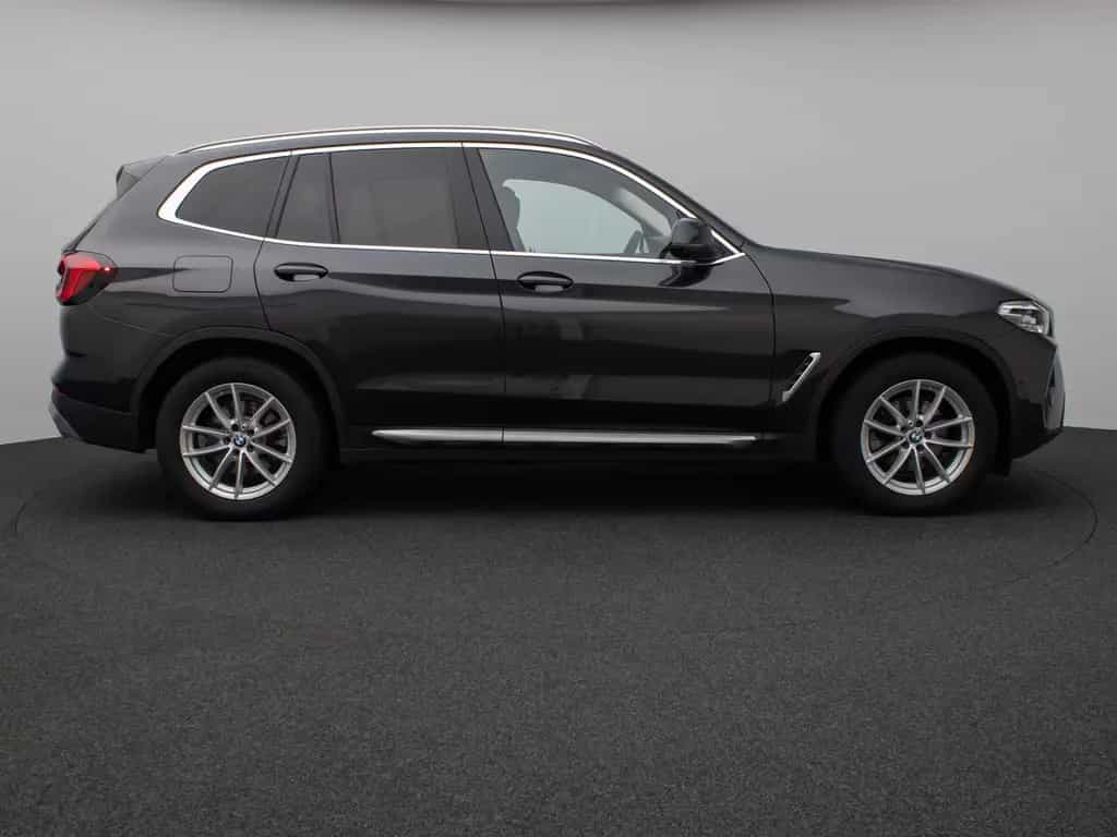 BMW X3 xD20i 360° DAB Leder WLAN LED Sport 18Zoll 03/2023-photo-4