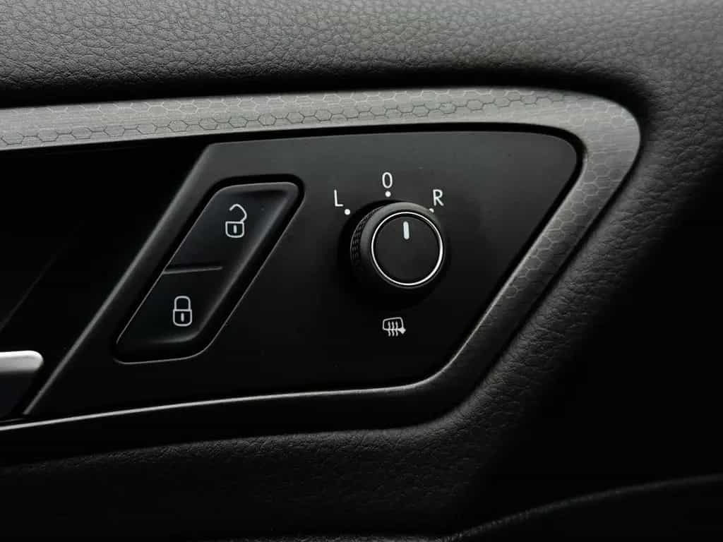 Volkswagen Golf VII GTI #TÜV#SERVICE#NAVI#ASSISTS#TOP-AUSTT 05/2018-photo-15