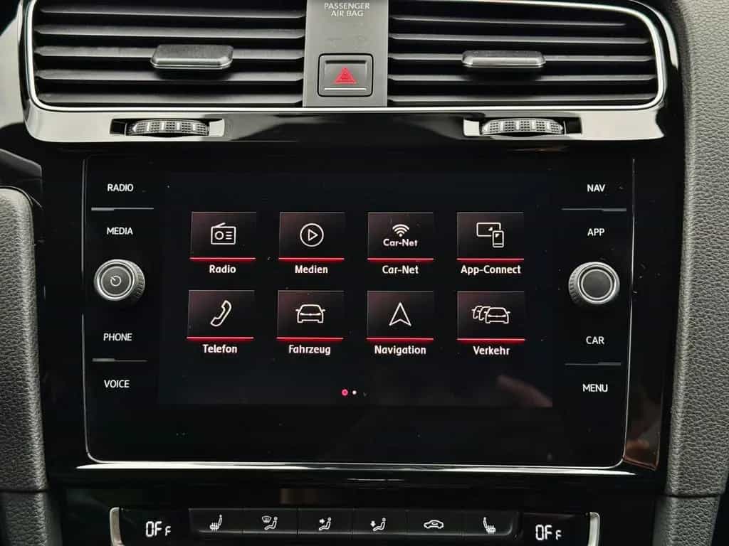 Volkswagen Golf VII GTI #TÜV#SERVICE#NAVI#ASSISTS#TOP-AUSTT 05/2018-photo-19
