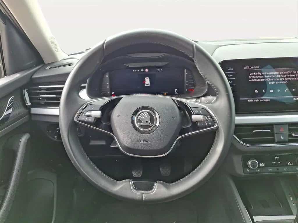 Skoda Kamiq Tour 1,0l TSI 110PS LED Navi Smart-Link A 12/2022-photo-10