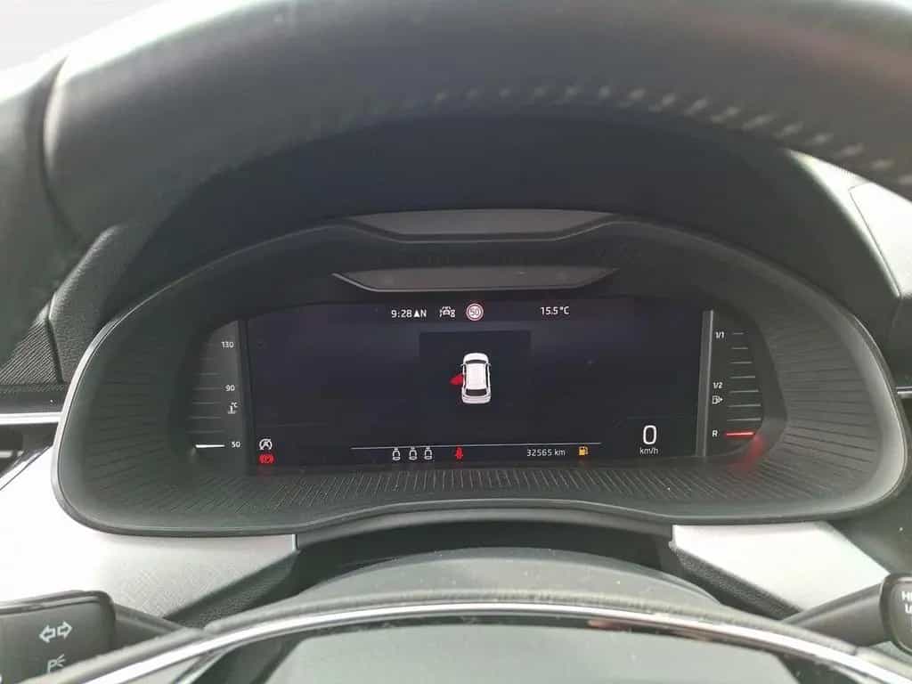Skoda Kamiq Tour 1,0l TSI 110PS LED Navi Smart-Link A 12/2022-photo-9