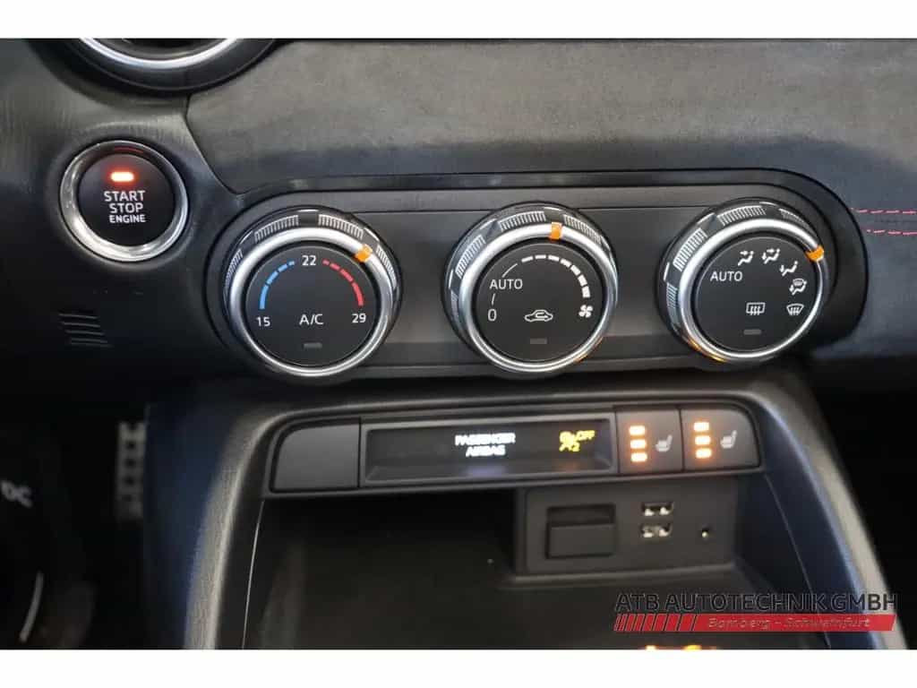 Abarth 124 Spider 1.4 MultiAir Turbo Nr. 624 BOSE Faltd 03/2017-photo-12