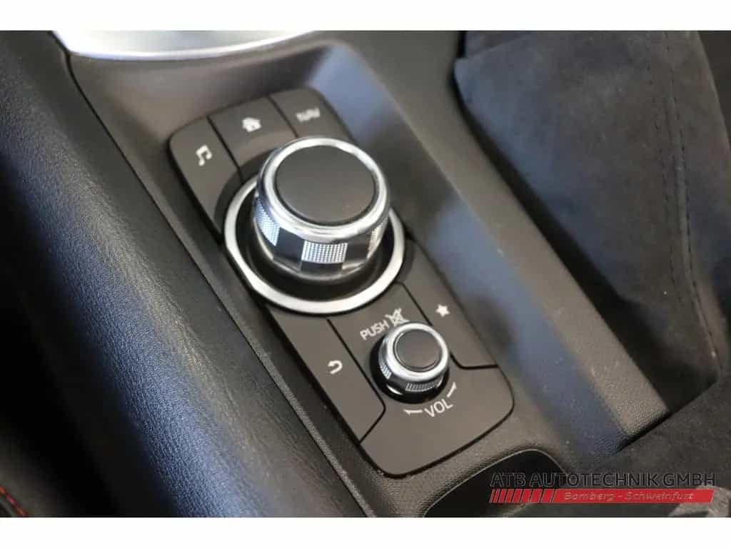 Abarth 124 Spider 1.4 MultiAir Turbo Nr. 624 BOSE Faltd 03/2017-photo-15