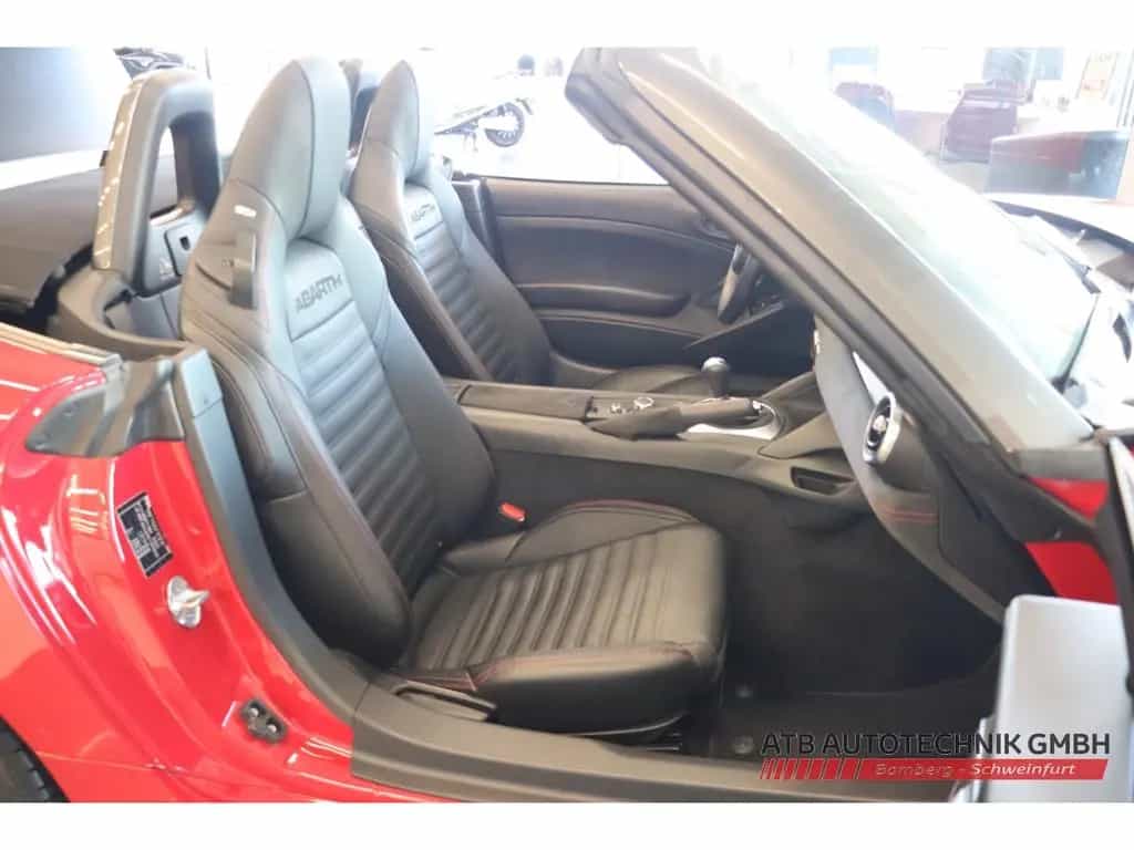 Abarth 124 Spider 1.4 MultiAir Turbo Nr. 624 BOSE Faltd 03/2017-photo-16