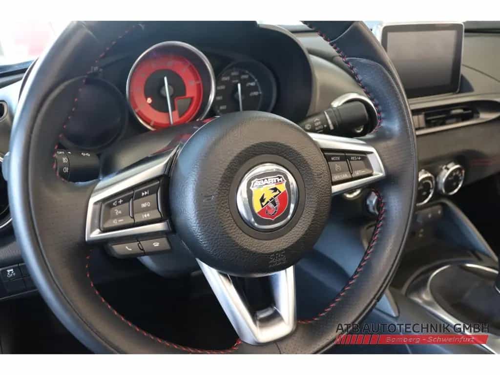 Abarth 124 Spider 1.4 MultiAir Turbo Nr. 624 BOSE Faltd 03/2017-photo-29