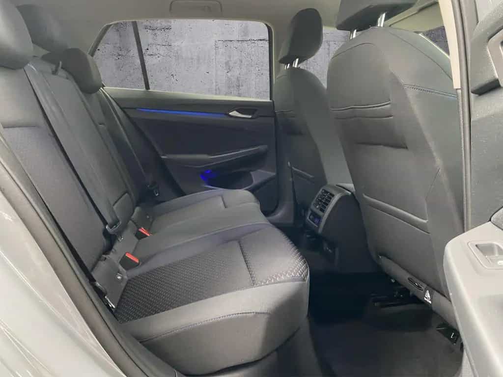 Volkswagen Golf 1.0 TSI United AHK+Navi+App-Connect+SHZ AHK 01/2021-photo-11