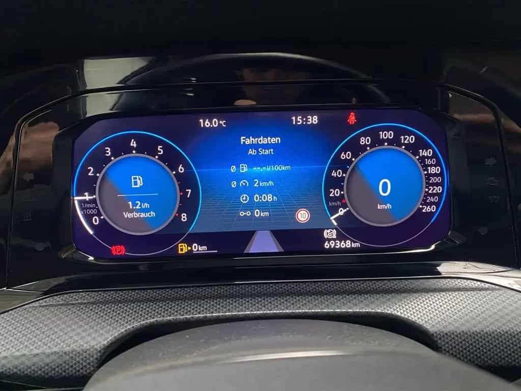 Volkswagen Golf 1.0 TSI United AHK+Navi+App-Connect+SHZ AHK 01/2021-photo-17