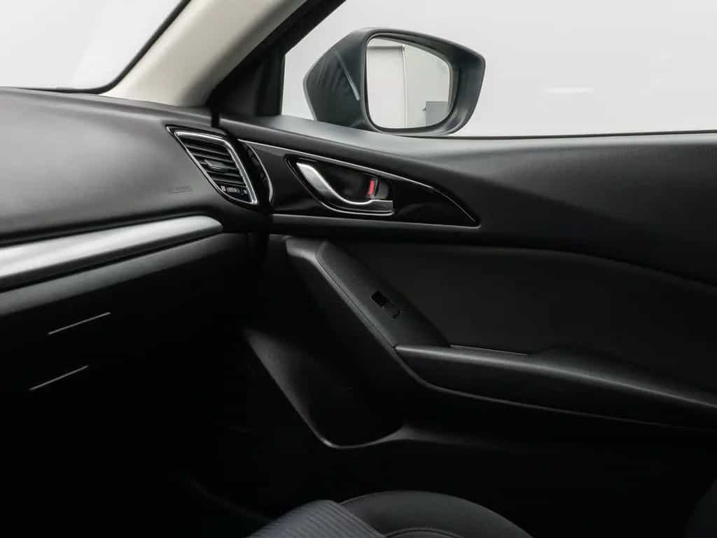 Mazda 3 Lim. Sports-Line Kamera Sitzhzg DAB HUD BOSE 12/2016-photo-29