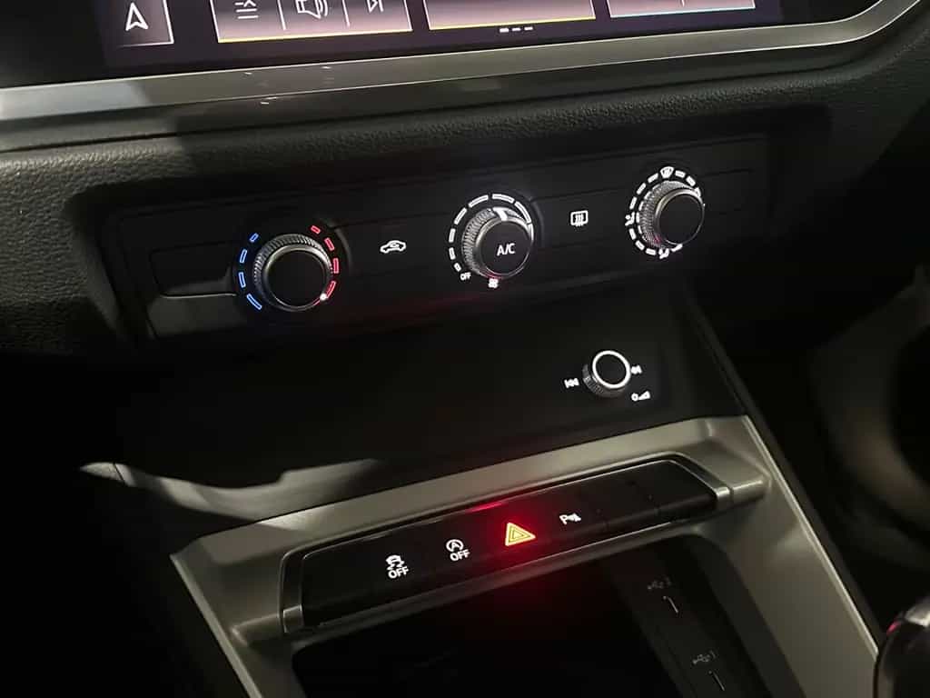 Audi Q3 35 TFSI *Virtual,Sportsitze,Navi,LED* 05/2023-photo-26