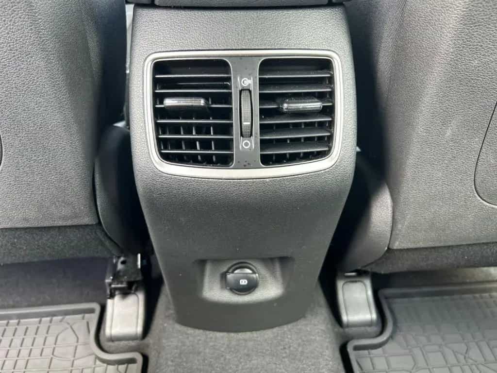Hyundai TUCSON 1.6 T-GDI DCT Passion Navi RKam Klimaauto 02/2019-photo-19