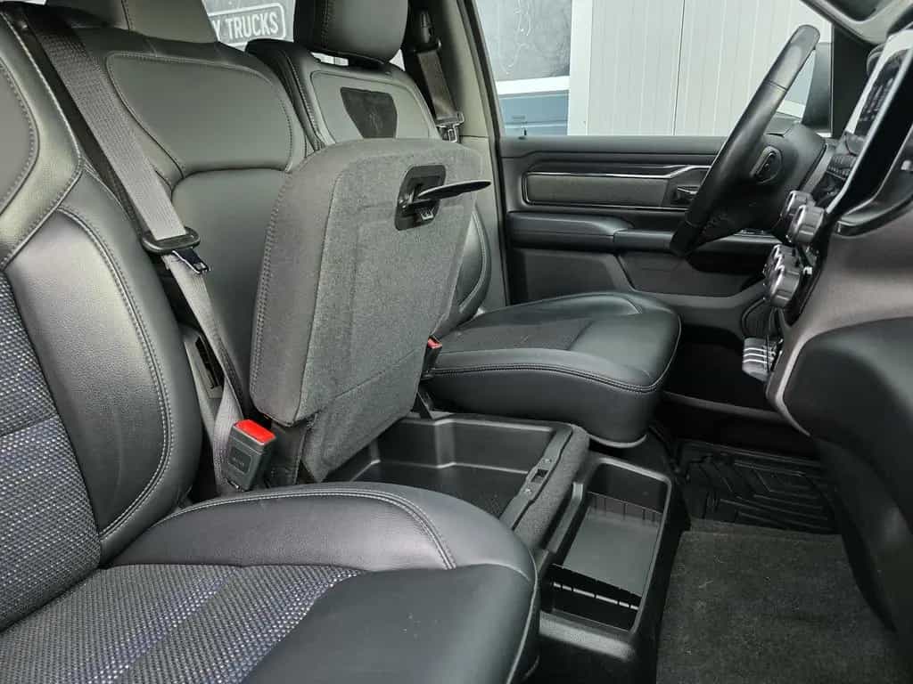 Dodge RAM 1500 5.7 4x4 BTS Edition Kamera Navi AHK LED 07/2020-photo-27