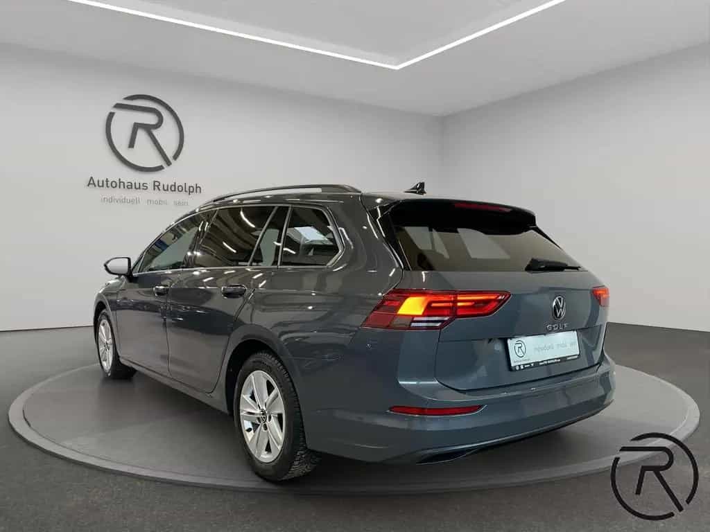 Volkswagen Golf VIII Variant 2.0 TDI DSG Life / Navi AHK 08/2021-photo-2