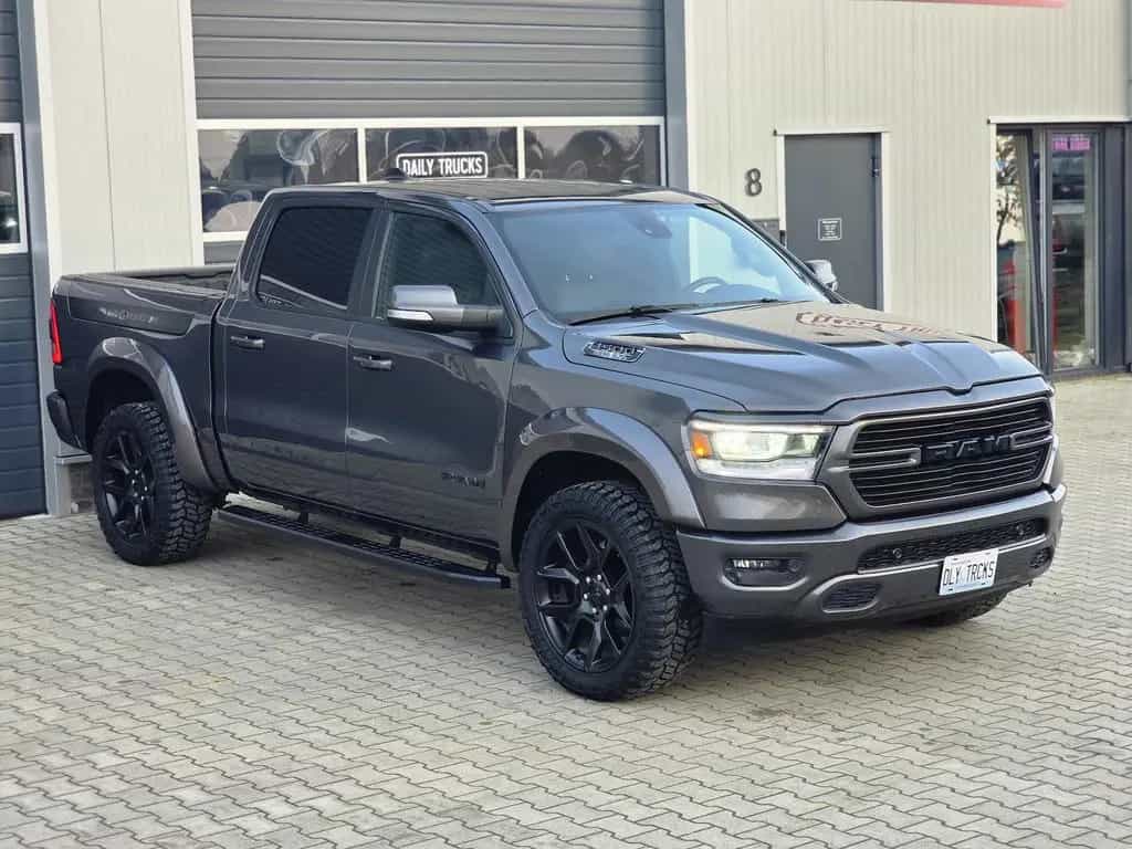 Dodge RAM 1500 5.7 4x4 Bighorn LED RAMBOX 22´´ AHK 06/2019-photo-1