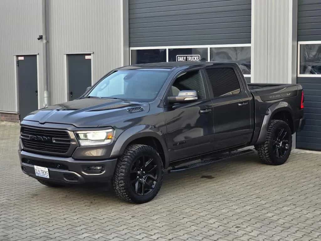 Dodge RAM 1500 5.7 4x4 Bighorn LED RAMBOX 22´´ AHK 06/2019-photo-4