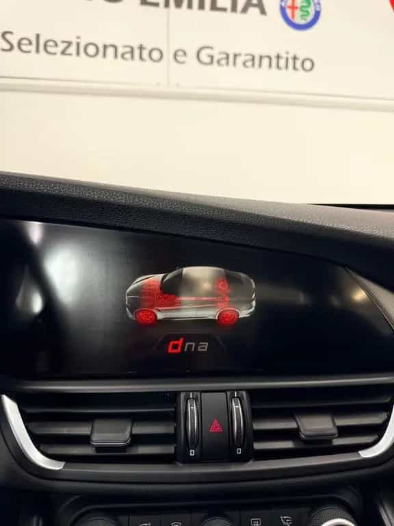 Alfa Romeo Giulia 2.2 Td MANUALE 150 CV Super 10 10/2016-photo-10