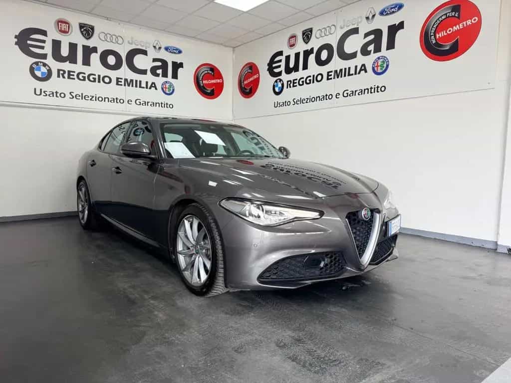 Alfa Romeo Giulia 2.2 Td MANUALE 150 CV Super 10 10/2016-photo-2