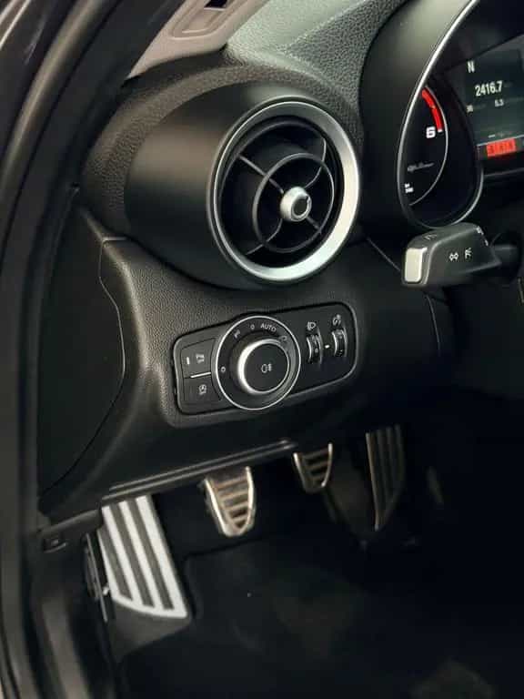 Alfa Romeo Giulia 2.2 Td MANUALE 150 CV Super 10 10/2016-photo-6