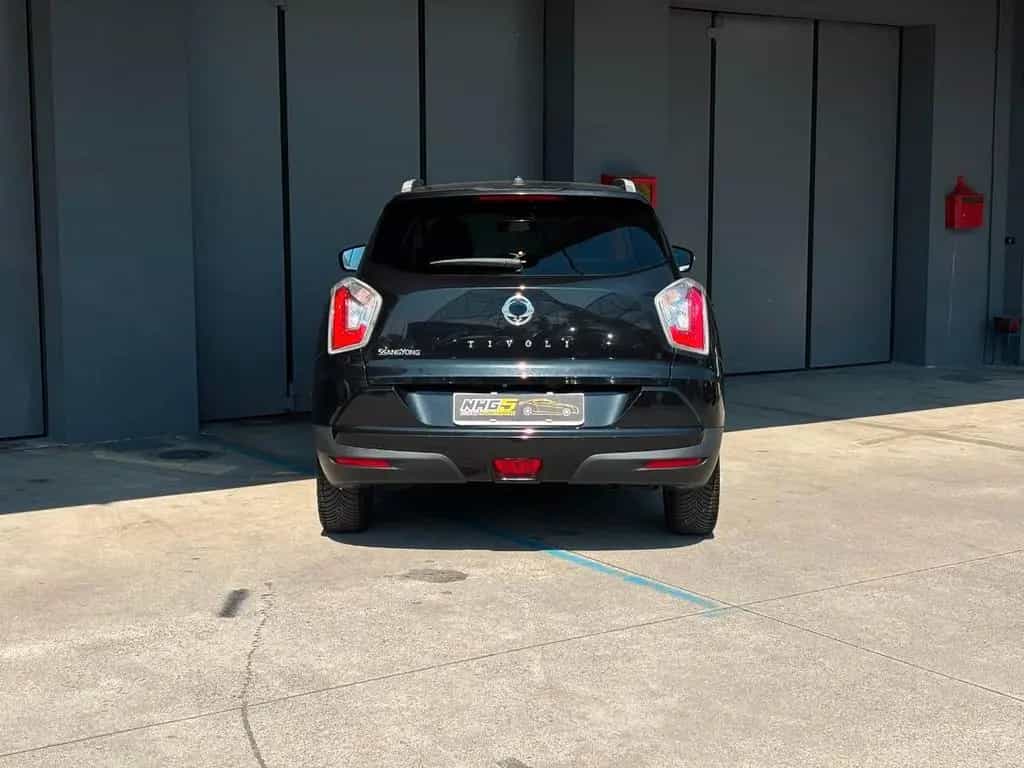 Ssangyong Tivoli SsangYong Tivoli 1.6 EXCLUSIVE 2WD AUTO 02/2018-photo-5