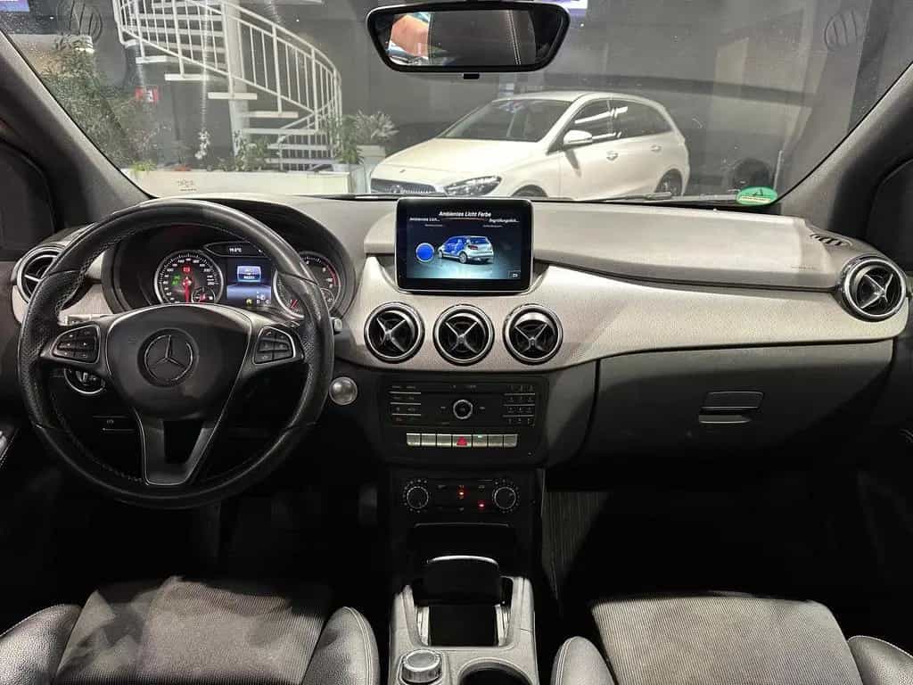 Mercedes-Benz B 220 d PANO DISTRONIC ILS MEMORY KEYLESS AHK AMG 02/2016-photo-14