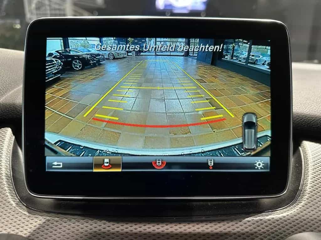 Mercedes-Benz B 220 d PANO DISTRONIC ILS MEMORY KEYLESS AHK AMG 02/2016-photo-23