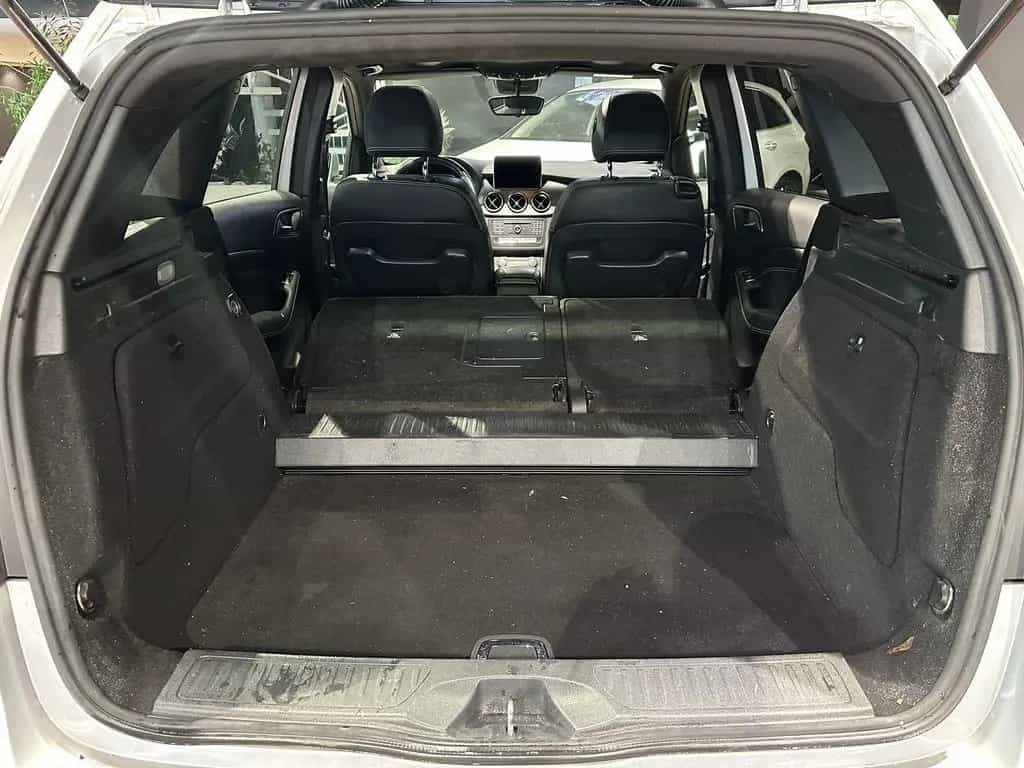 Mercedes-Benz B 220 d PANO DISTRONIC ILS MEMORY KEYLESS AHK AMG 02/2016-photo-30