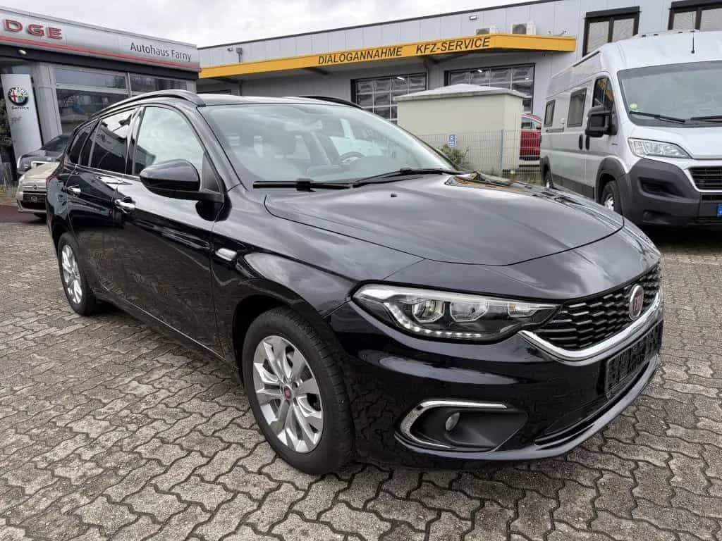 Fiat Tipo Kombi 1.4 T-Jet Lounge NAV,KAMERA,ACC,SITZH 02/2017-photo-2