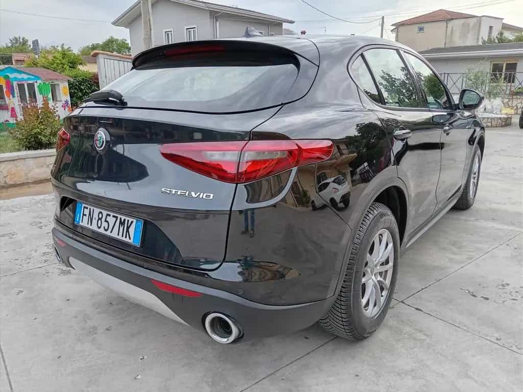 Alfa Romeo Stelvio 2.2 JTDM 210 CV Q4 PELLE NAVI 03/2018-photo-3