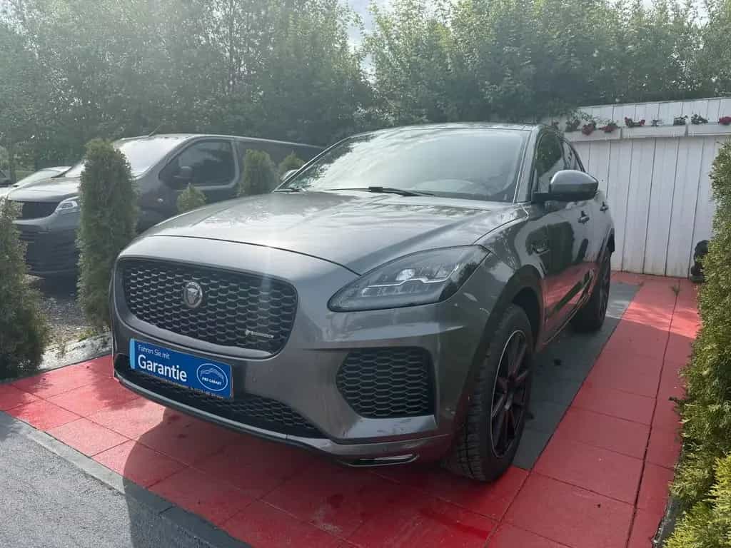 Jaguar E-Pace E-PACE R-Dynamic SE AWD 07/2018-photo-3