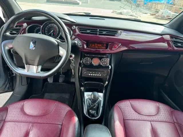 DS Automobiles DS3 1.6 VTi 120 So Chic 03/2010-photo-7