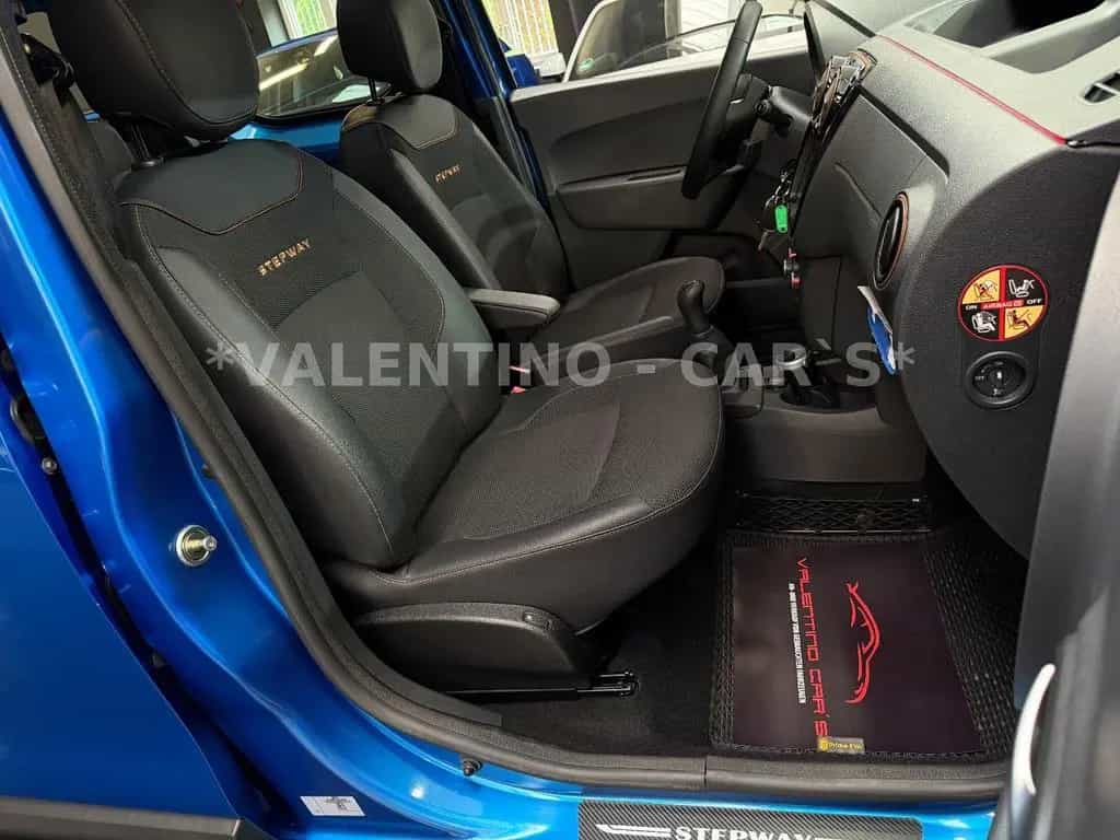 Dacia Dokker Stepway Celebration Navi/Ahk/PDC/Kamera 11/2017-photo-14