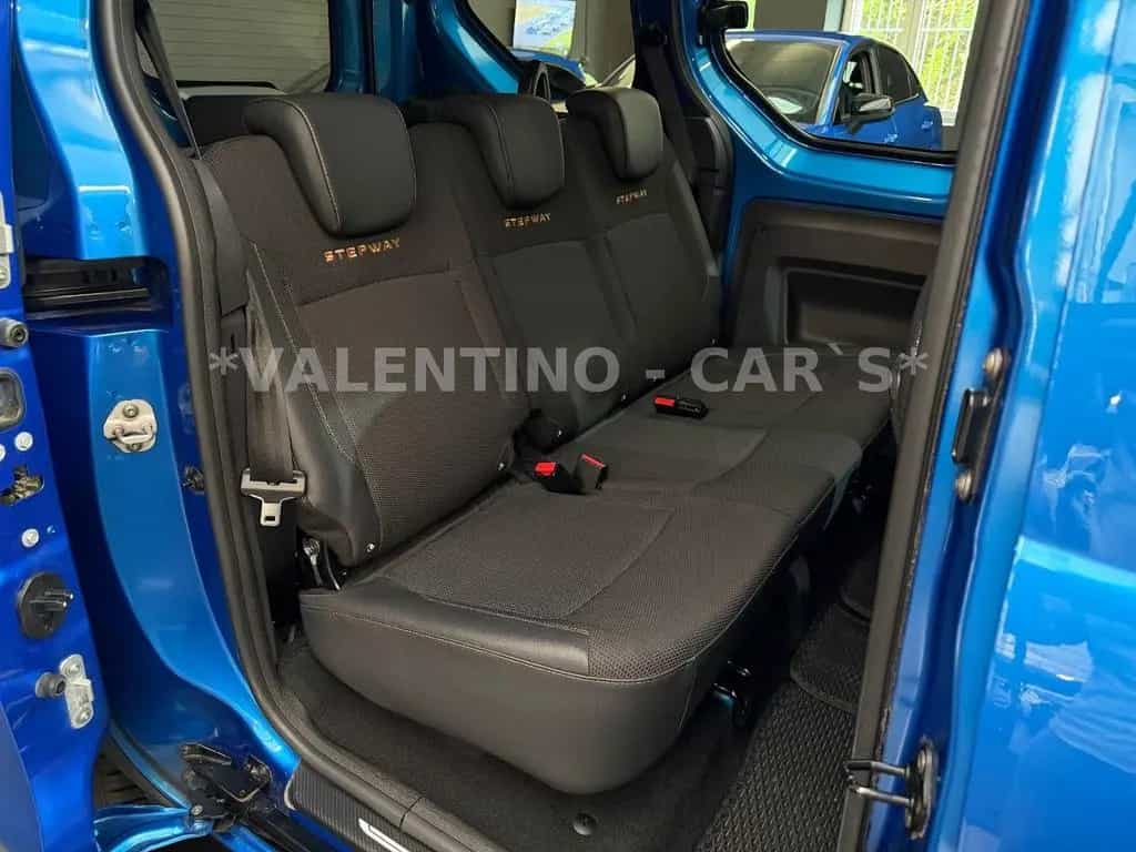 Dacia Dokker Stepway Celebration Navi/Ahk/PDC/Kamera 11/2017-photo-15