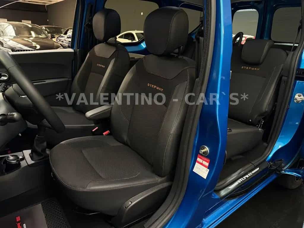 Dacia Dokker Stepway Celebration Navi/Ahk/PDC/Kamera 11/2017-photo-17