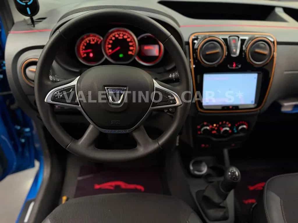 Dacia Dokker Stepway Celebration Navi/Ahk/PDC/Kamera 11/2017-photo-19
