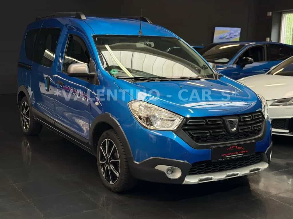 Dacia Dokker Stepway Celebration Navi/Ahk/PDC/Kamera 11/2017-photo-3