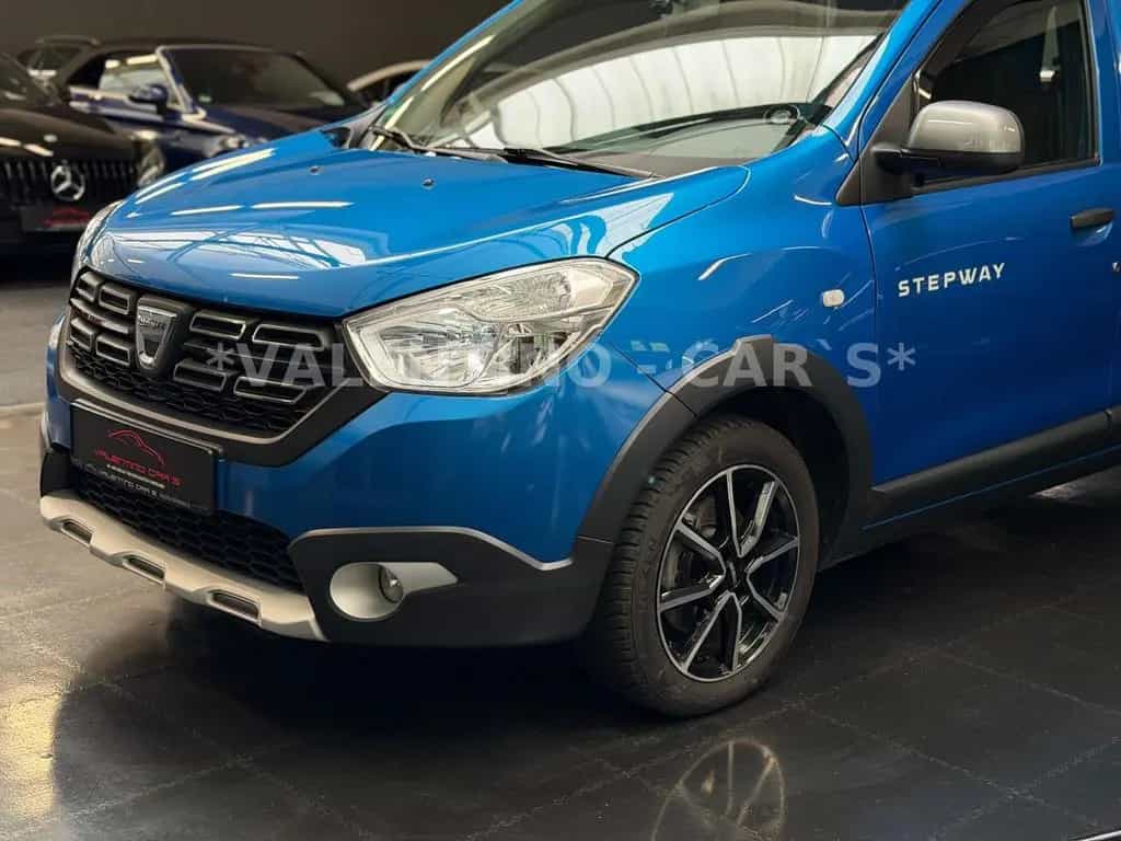 Dacia Dokker Stepway Celebration Navi/Ahk/PDC/Kamera 11/2017-photo-39