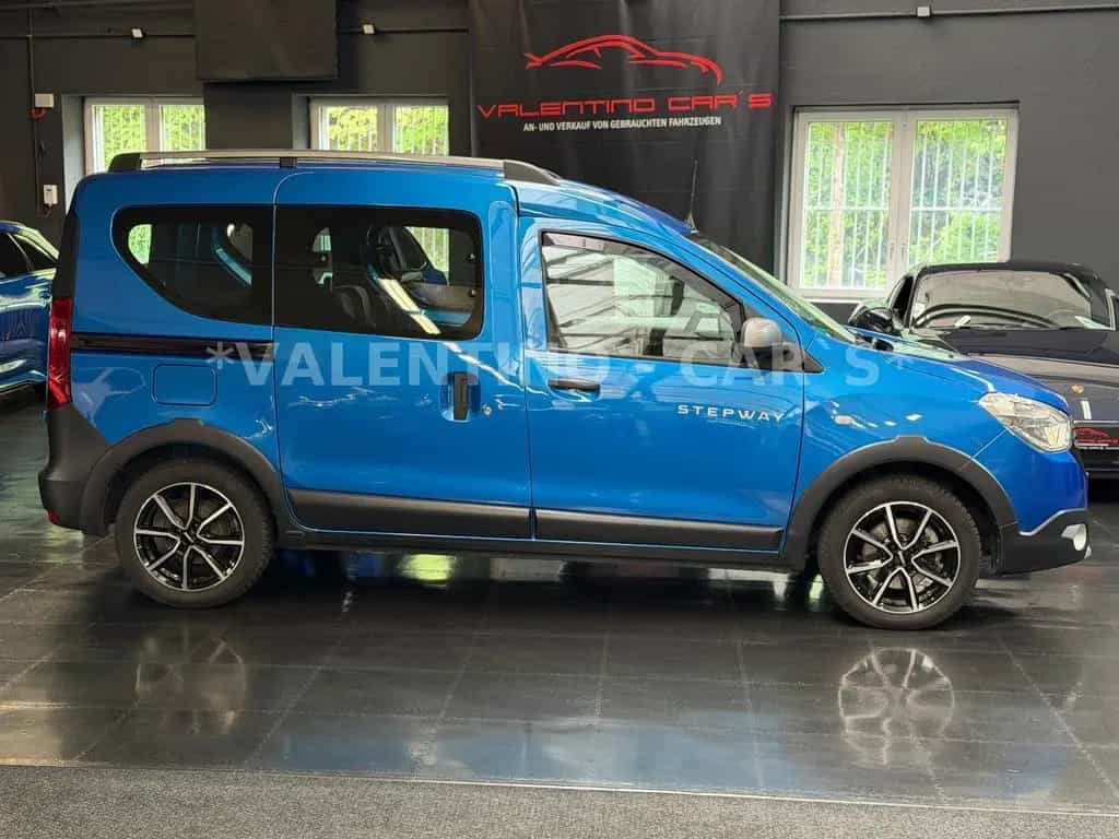 Dacia Dokker Stepway Celebration Navi/Ahk/PDC/Kamera 11/2017-photo-4