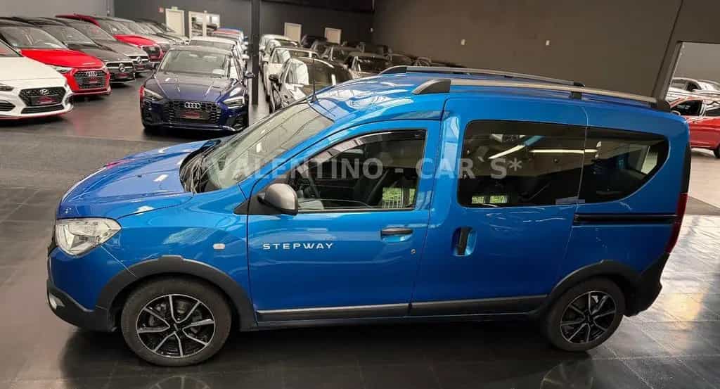 Dacia Dokker Stepway Celebration Navi/Ahk/PDC/Kamera 11/2017-photo-9