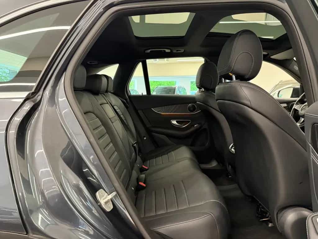 Mercedes-Benz GLC 220 d  4Matic Exclusive Panorama AHK 02/2016-photo-14