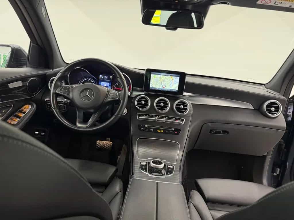 Mercedes-Benz GLC 220 d  4Matic Exclusive Panorama AHK 02/2016-photo-17