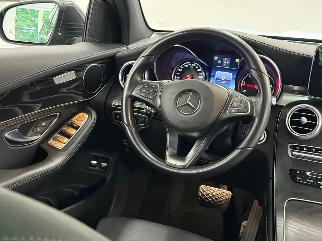 Mercedes-Benz GLC 220 d  4Matic Exclusive Panorama AHK 02/2016-photo-20