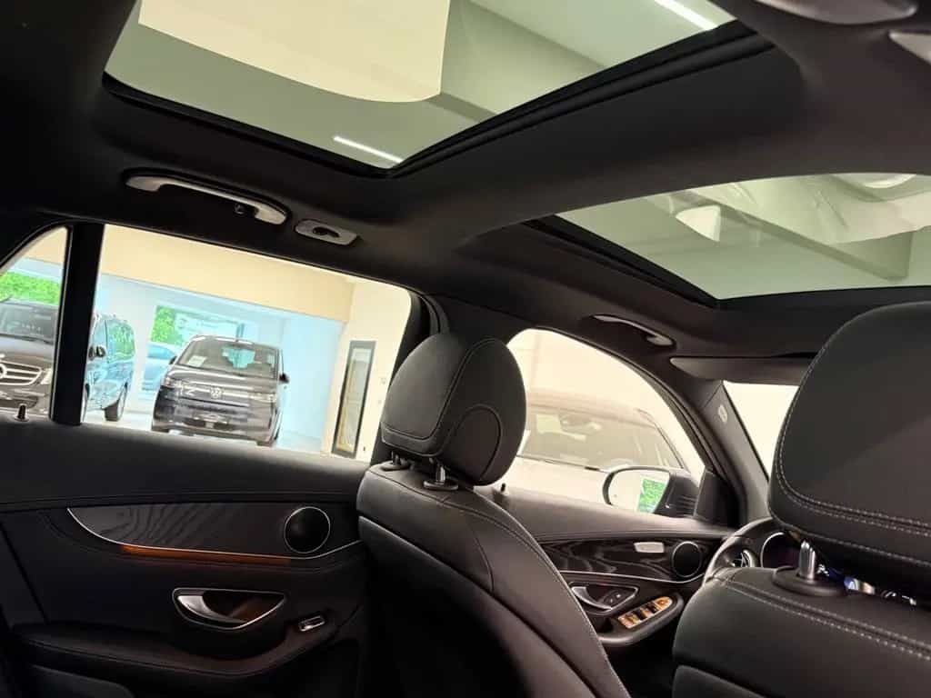 Mercedes-Benz GLC 220 d  4Matic Exclusive Panorama AHK 02/2016-photo-22