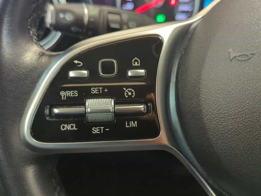 Mercedes-Benz C 180 T CGI NAVI+KAMERA+LED-LICHT+SITZHEIZUNG+BL 06/2019-photo-22