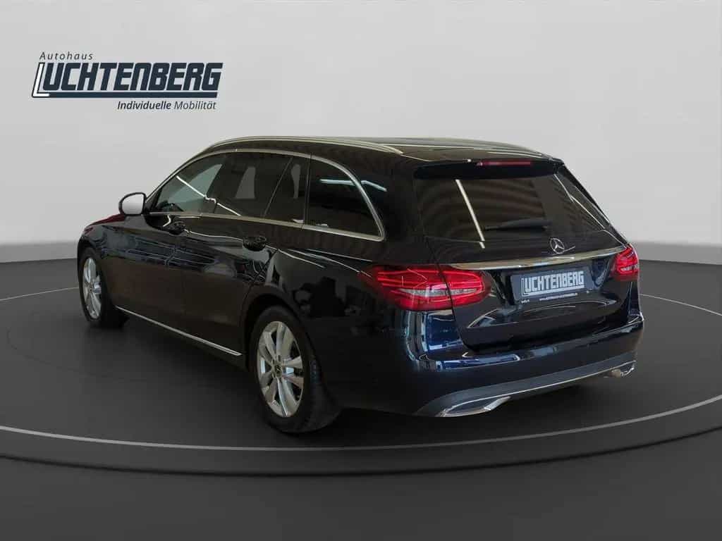 Mercedes-Benz C 180 T CGI NAVI+KAMERA+LED-LICHT+SITZHEIZUNG+BL 06/2019-photo-3