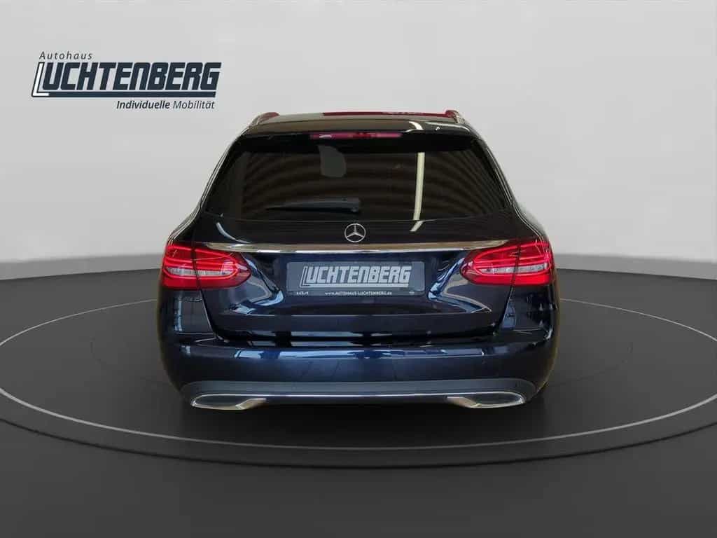 Mercedes-Benz C 180 T CGI NAVI+KAMERA+LED-LICHT+SITZHEIZUNG+BL 06/2019-photo-4